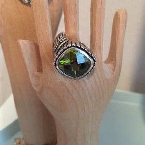 Premier Designs Ring size 8